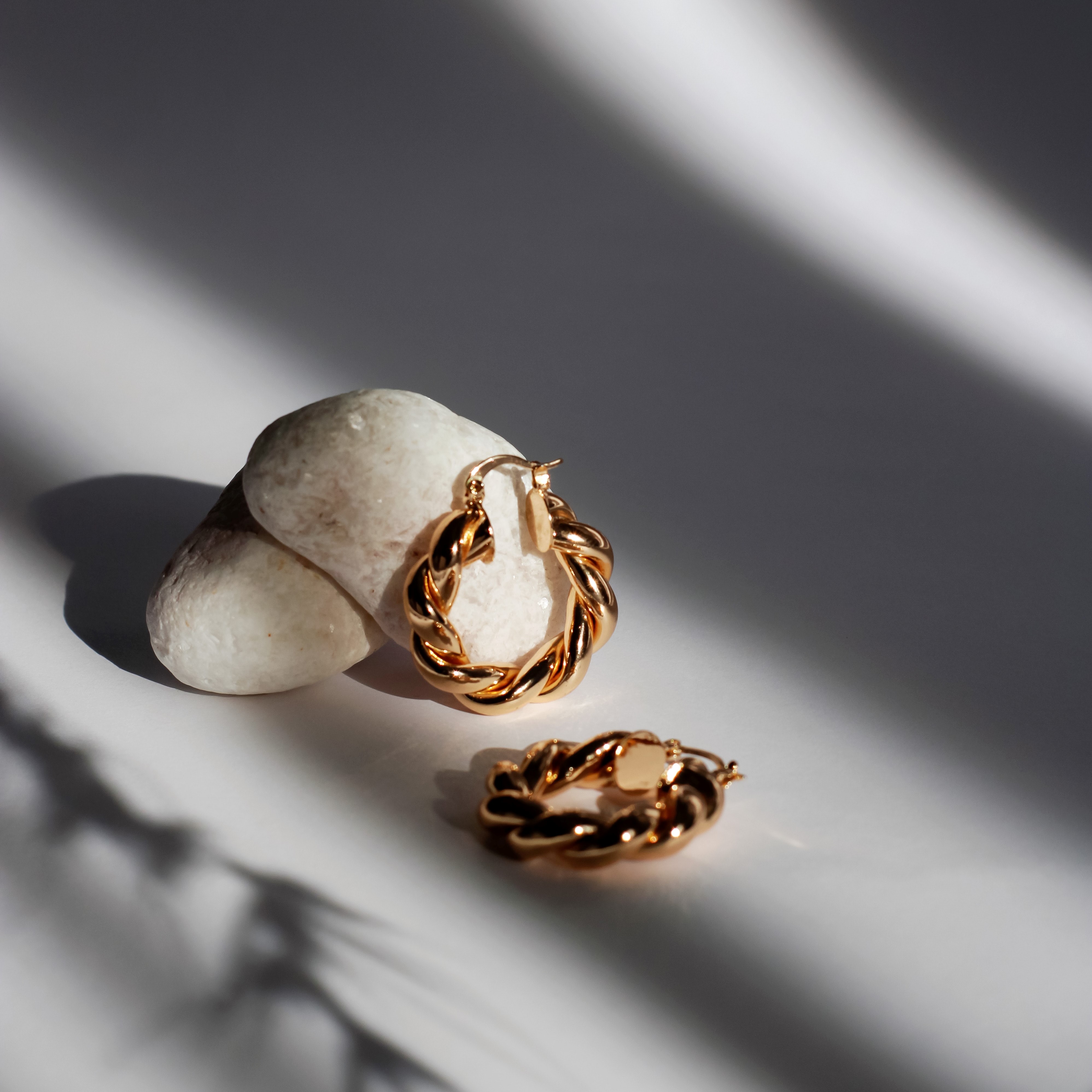 Gold, round, thick earrings 