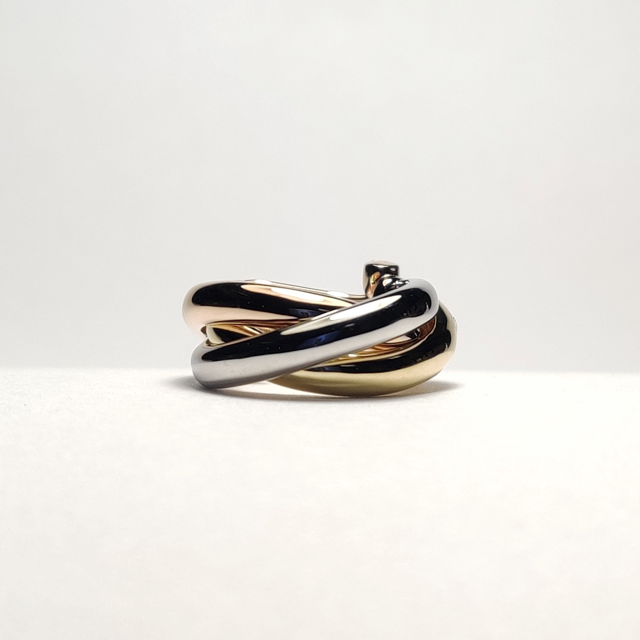 A ring made of 2: silver and gold parts